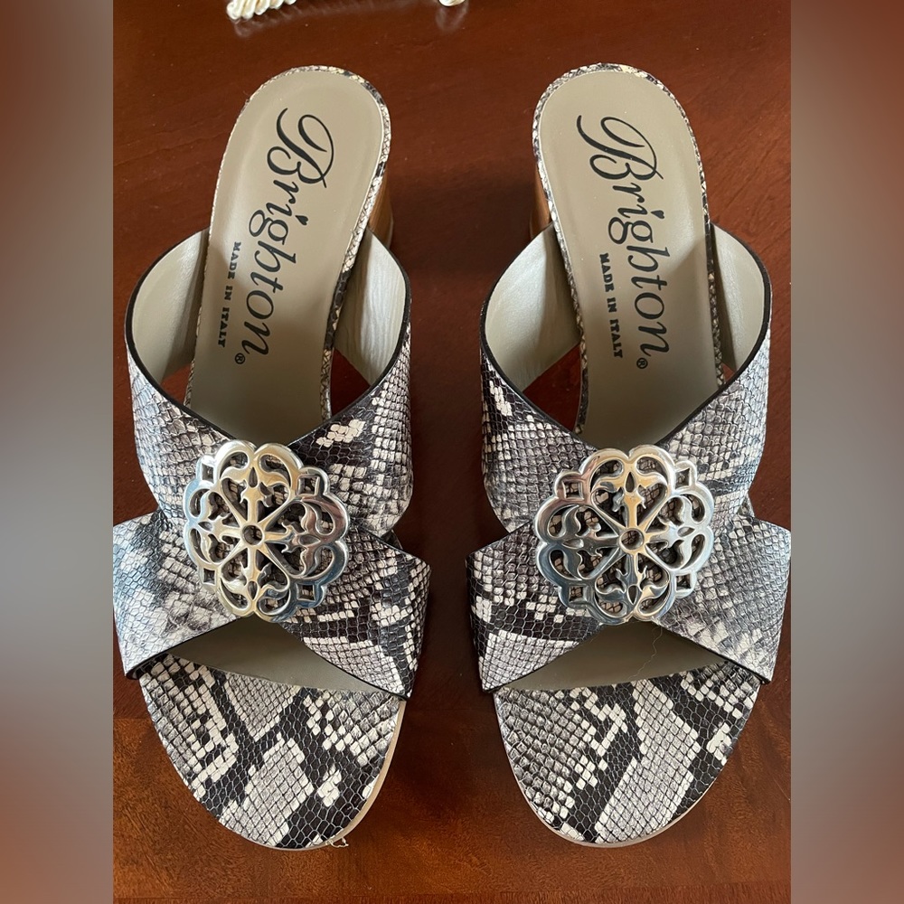 Beautiful leather Brighton sandals wore once in the house
